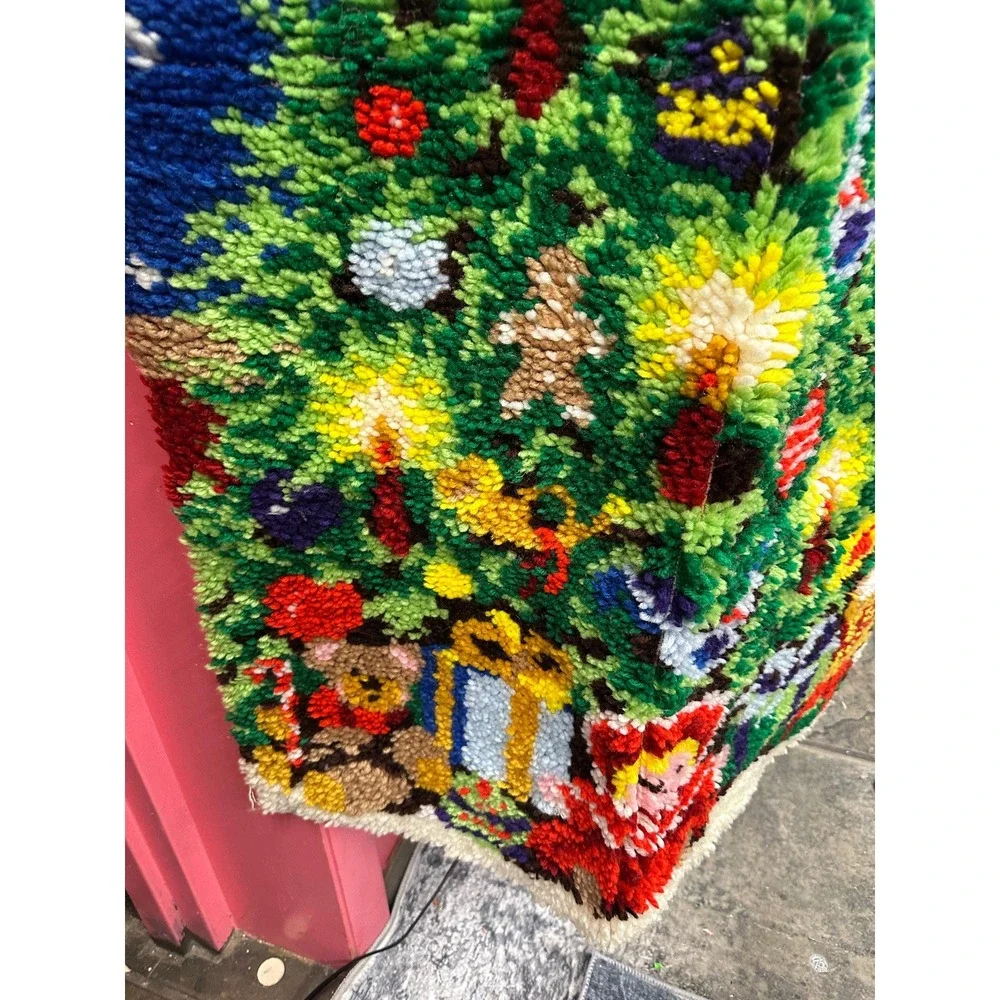 Vintage Fabulous Rug Hook Christmas Tree